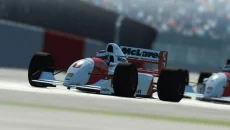 Race Driver: GRID похожа на Race Driver: GRID