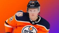 NHL 17 похожа на NHL 17