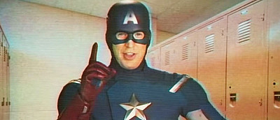 Пользователи Twitter превратили в мем Капитана Америку из нового «Человека-паука»