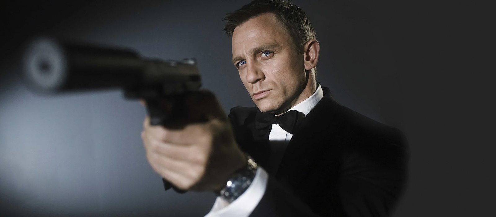 Джеймс Бонд (James Bond)