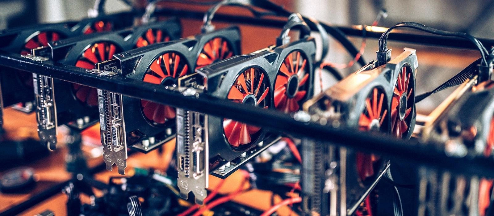 Тест-игра: скупи все видеокарты и стань богатым майнером