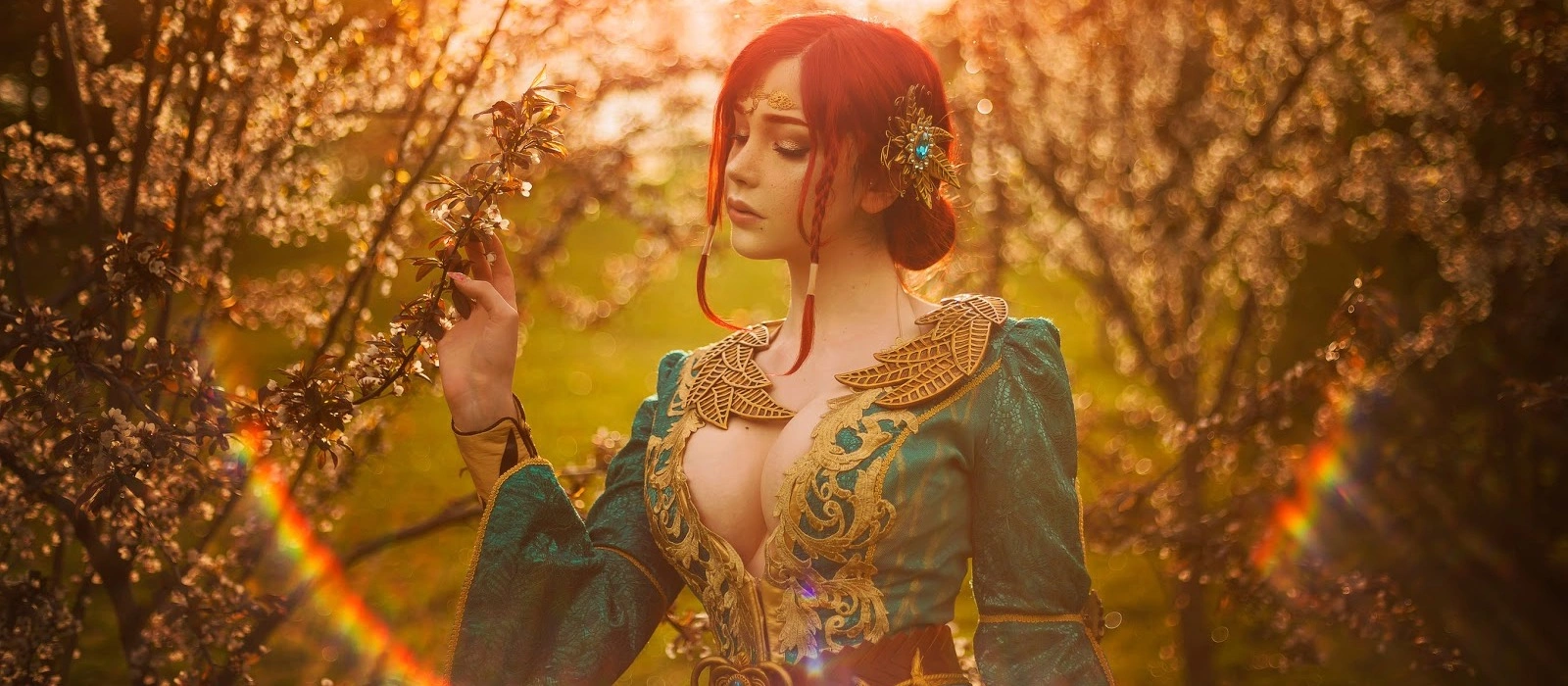 Тест: угадай персонажа по роскошной груди девушки-косплеера