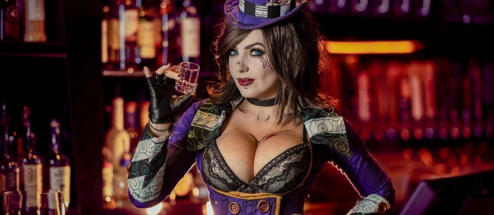 Тест-игра: создай своего идеального фем-воина — это будет секси-девушка в бикини или штурмовик в доспехах?